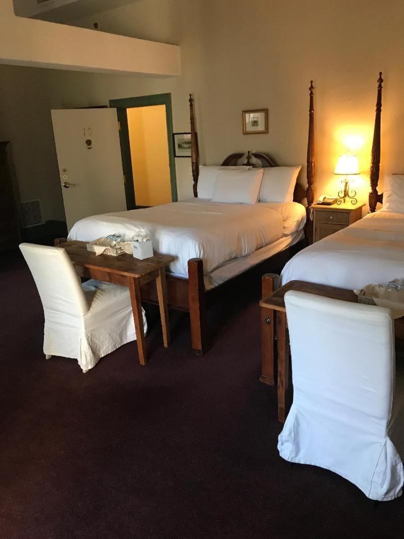 The Red Lion Inn Cohasset